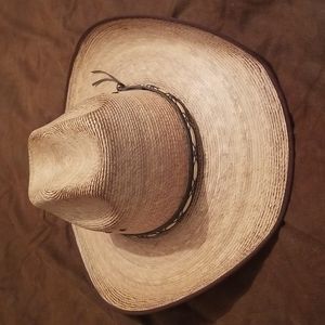 Jason aldean by resistol